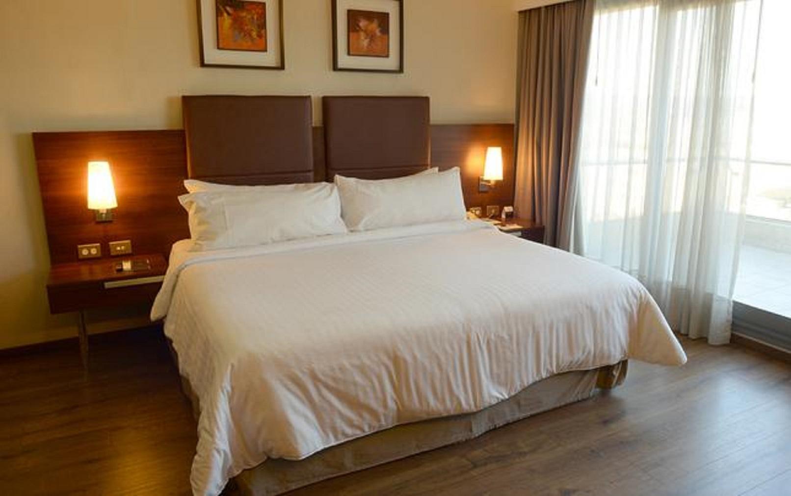 Howard Johnson La Canada Hotel & Suites Cordoba Dış mekan fotoğraf