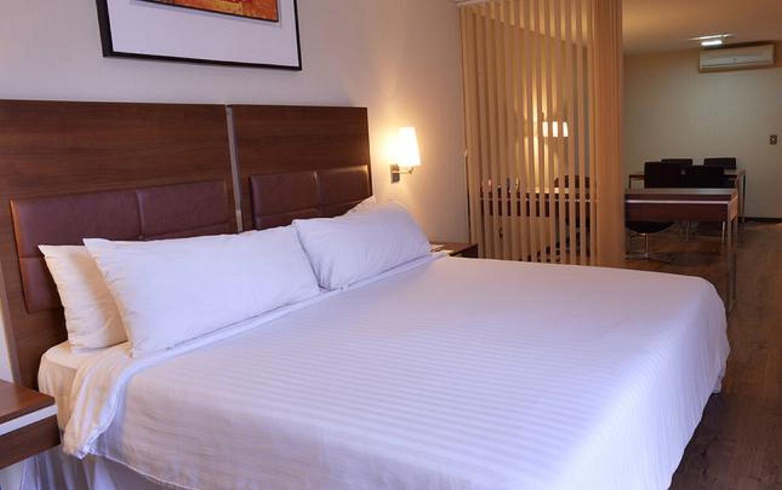 Howard Johnson La Canada Hotel & Suites Cordoba Dış mekan fotoğraf